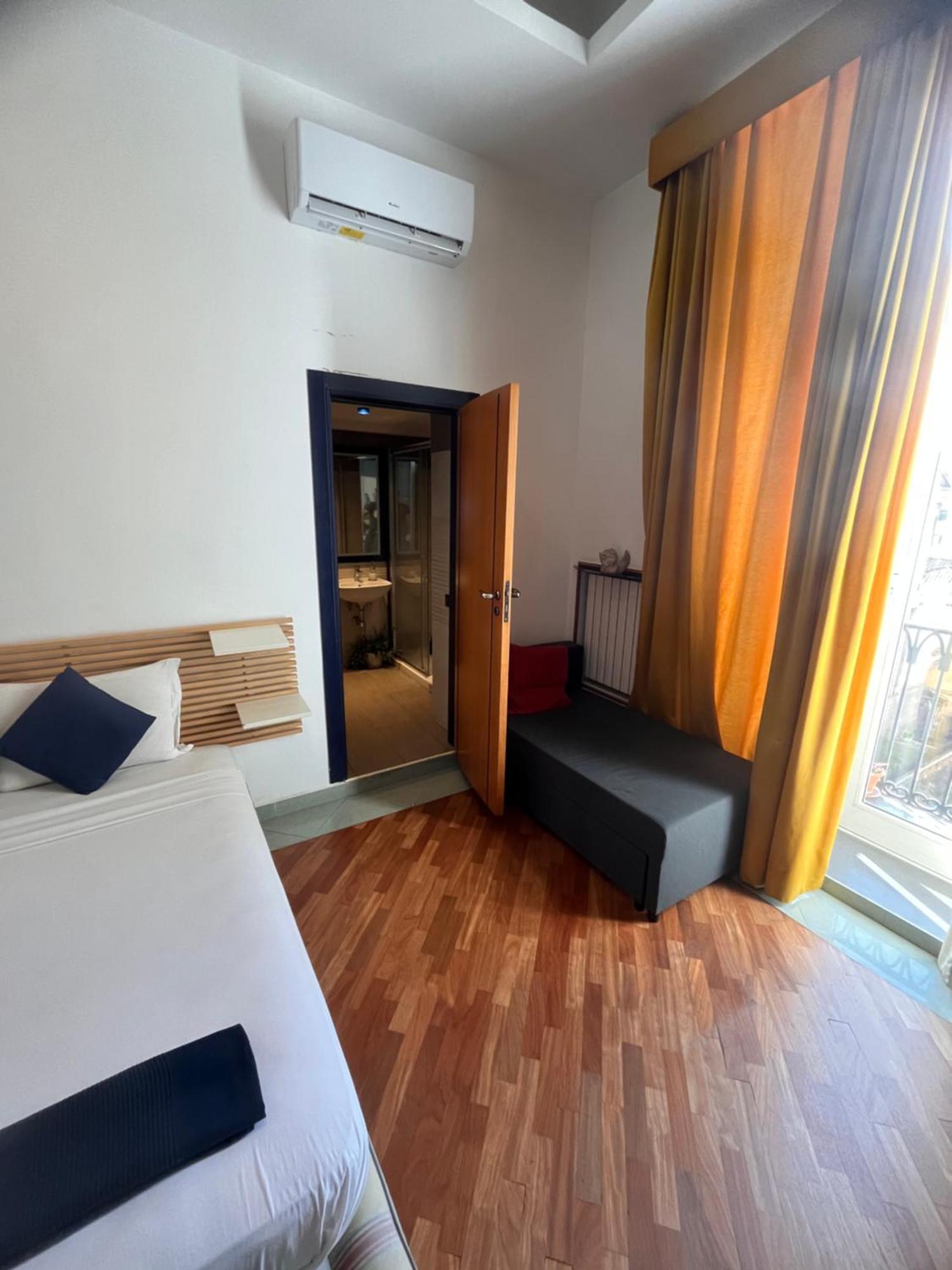 Bed and Breakfast Lanova21 Napoli Esterno foto